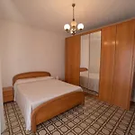 Bucarest A Pochi Passi Dal Marerifa444 Apartman *